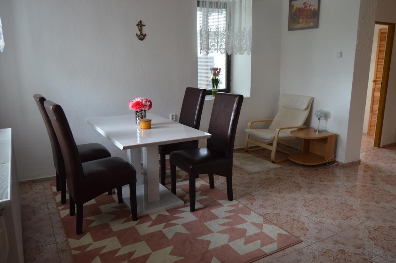 Bohemica Apartman 1 Kouřim エクステリア 写真